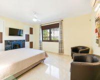 Rynek wtórny - Villa - Estepona - Atalaya