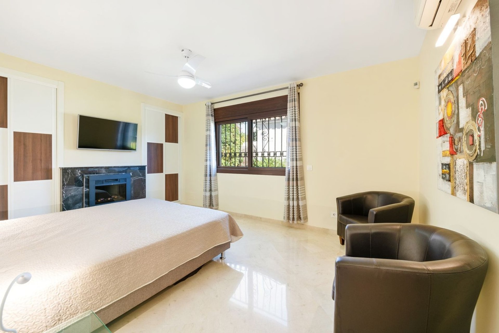 Rynek wtórny - Villa - Estepona - Atalaya