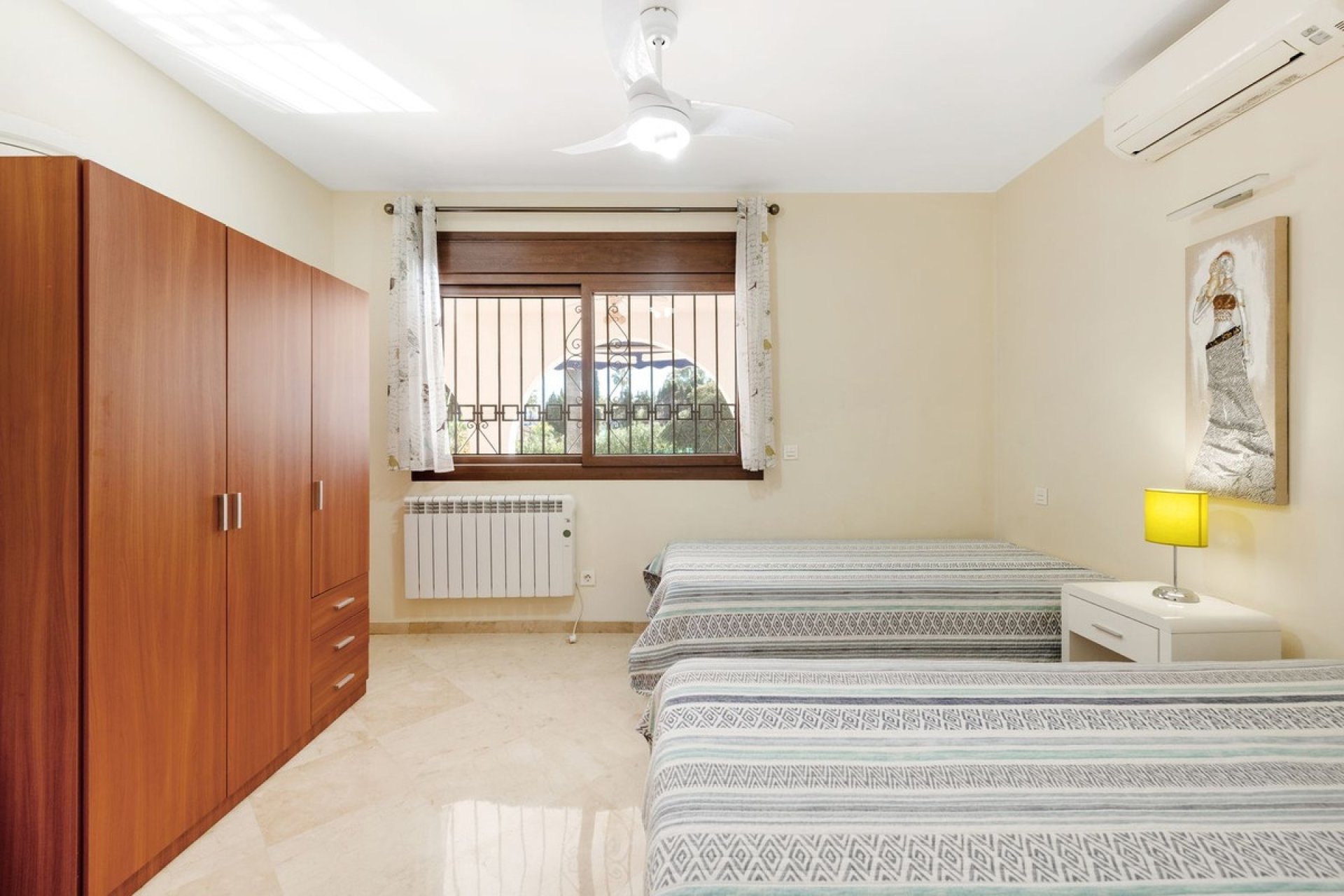 Rynek wtórny - Villa - Estepona - Atalaya