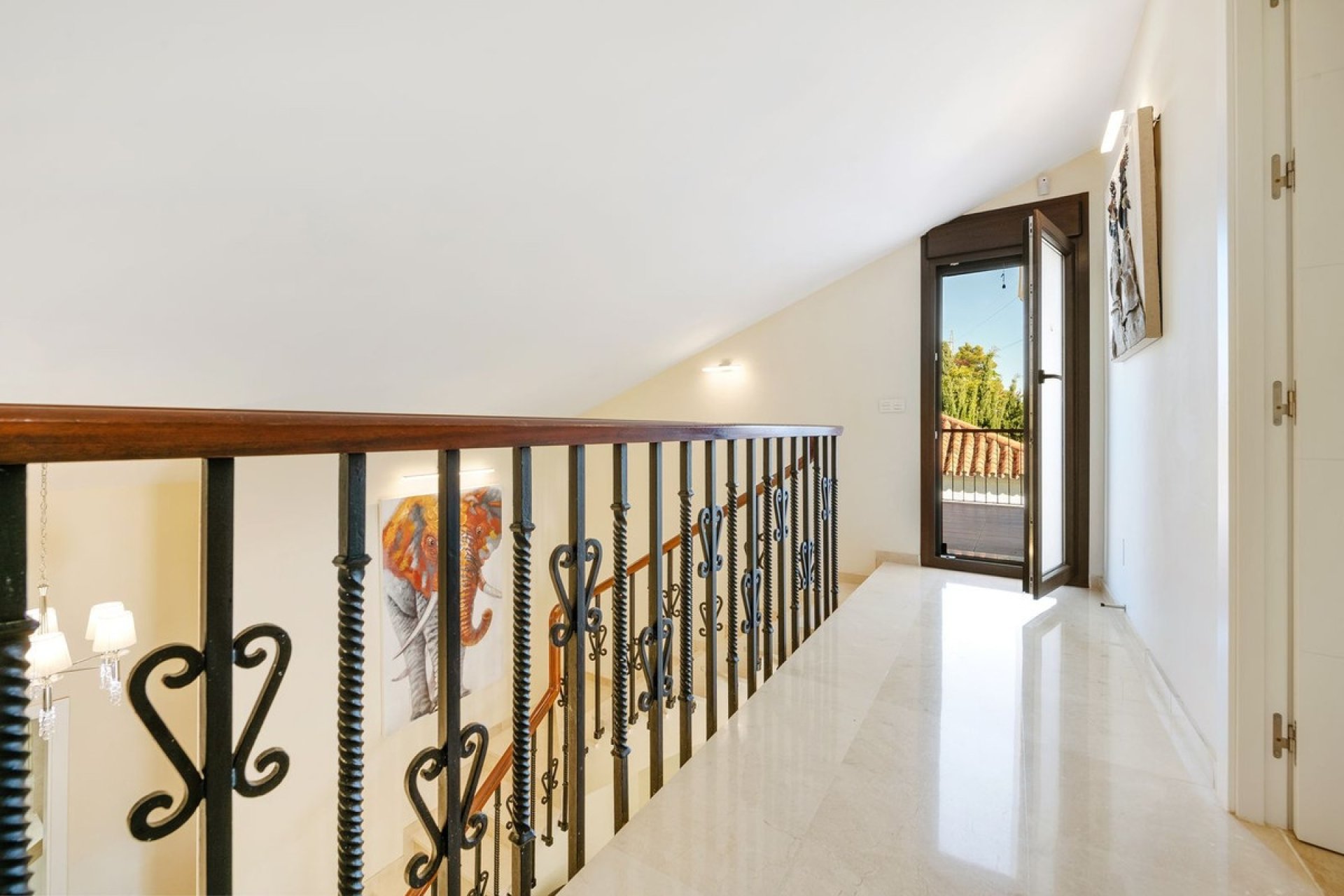 Rynek wtórny - Villa - Estepona - Atalaya