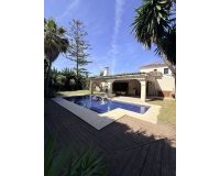 Rynek wtórny - Villa - Estepona - Bel Air