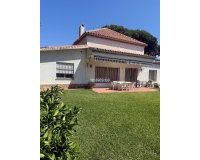 Rynek wtórny - Villa - Estepona - Benamara