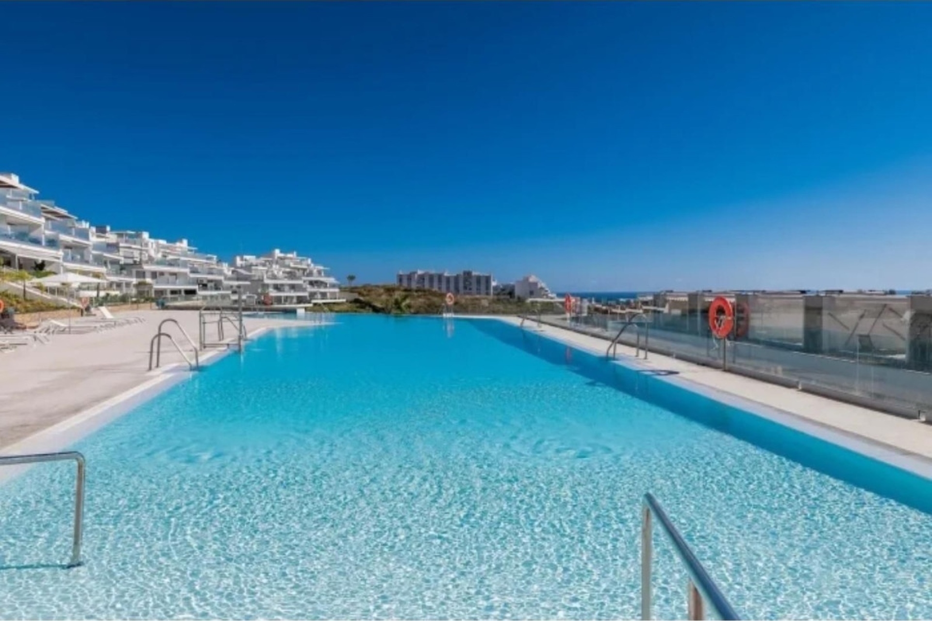 Rynek wtórny - Villa - Estepona - Cancelada