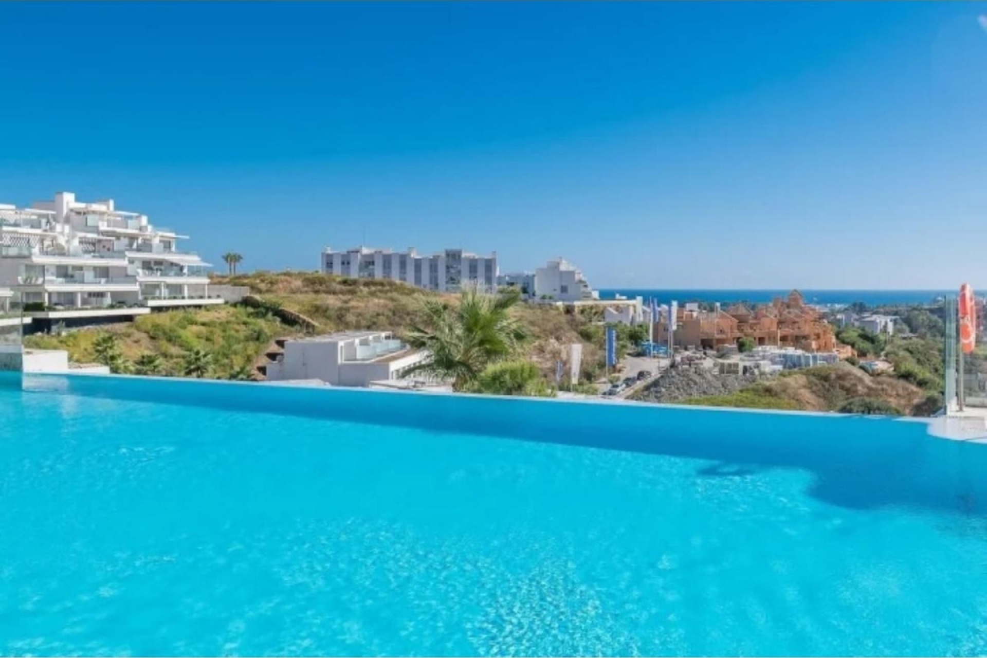 Rynek wtórny - Villa - Estepona - Cancelada