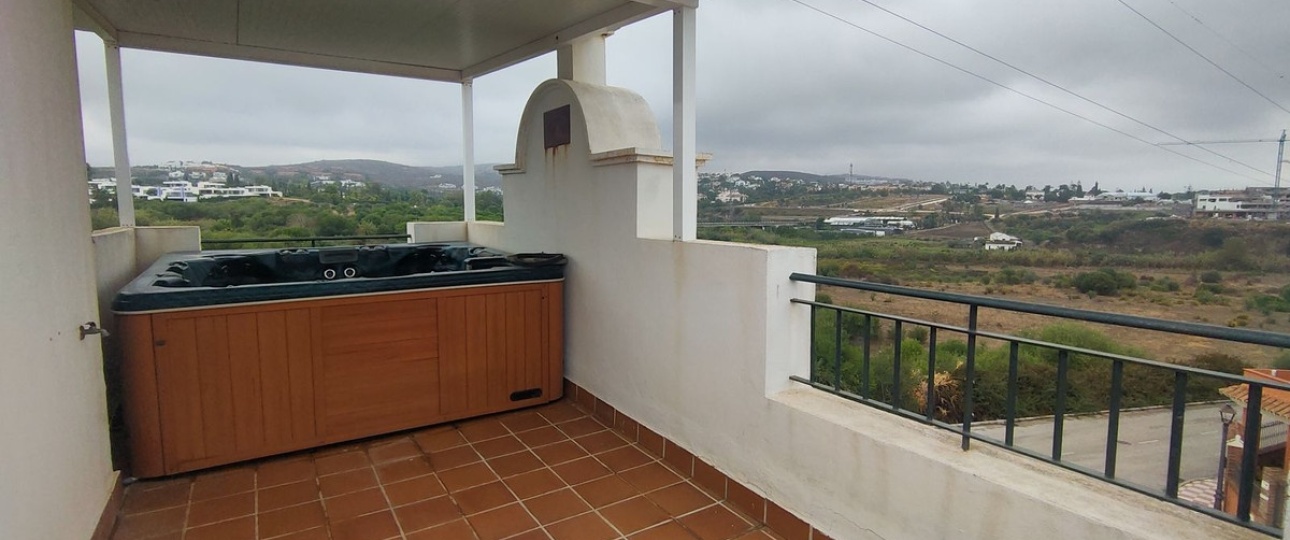 Rynek wtórny - Villa - Estepona - Cancelada