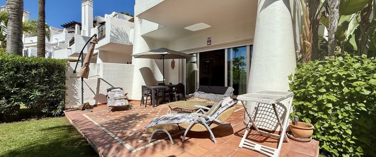 Rynek wtórny - Villa - Estepona - Costalita