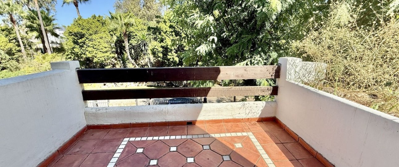 Rynek wtórny - Villa - Estepona - Costalita