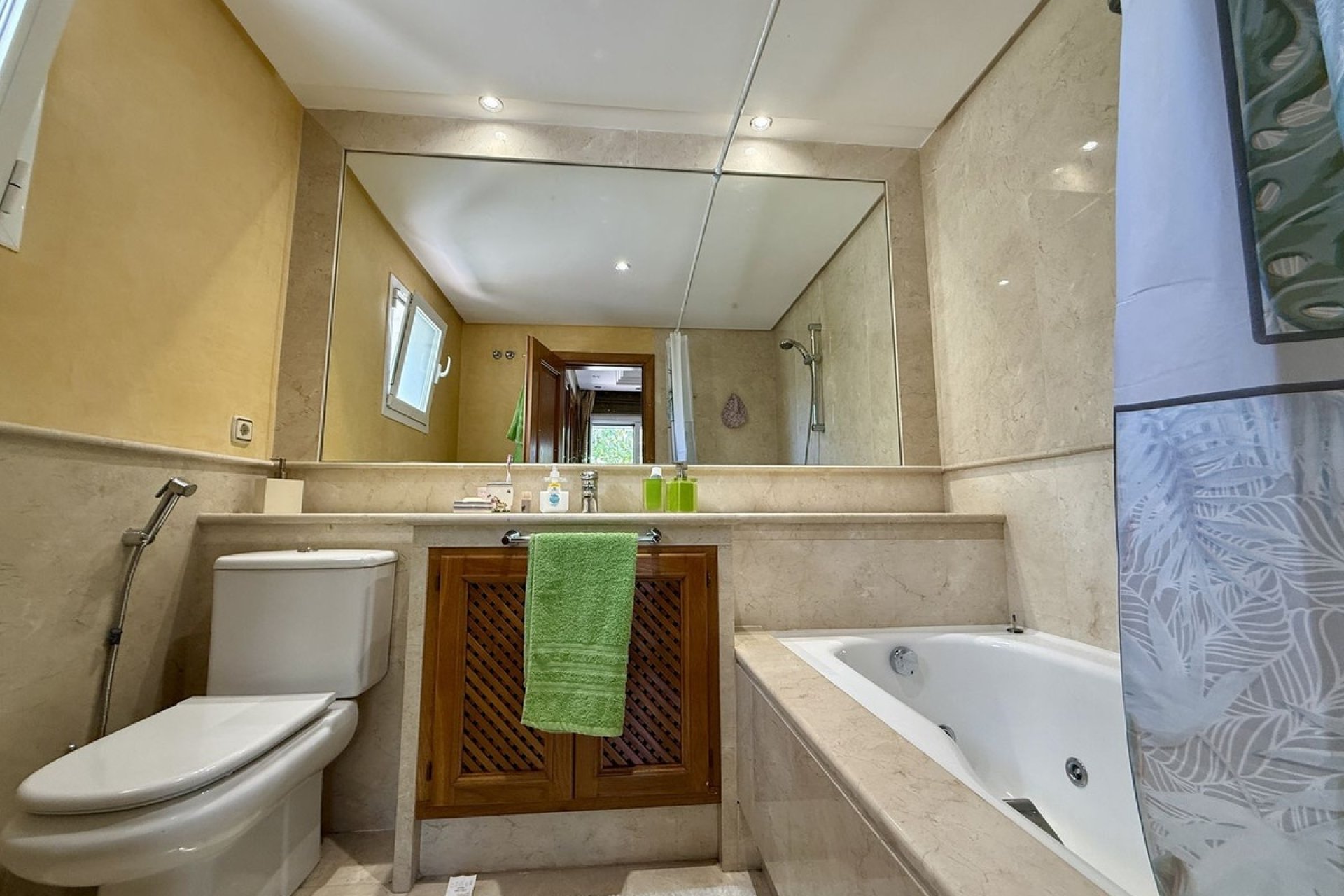 Rynek wtórny - Villa - Estepona - Costalita