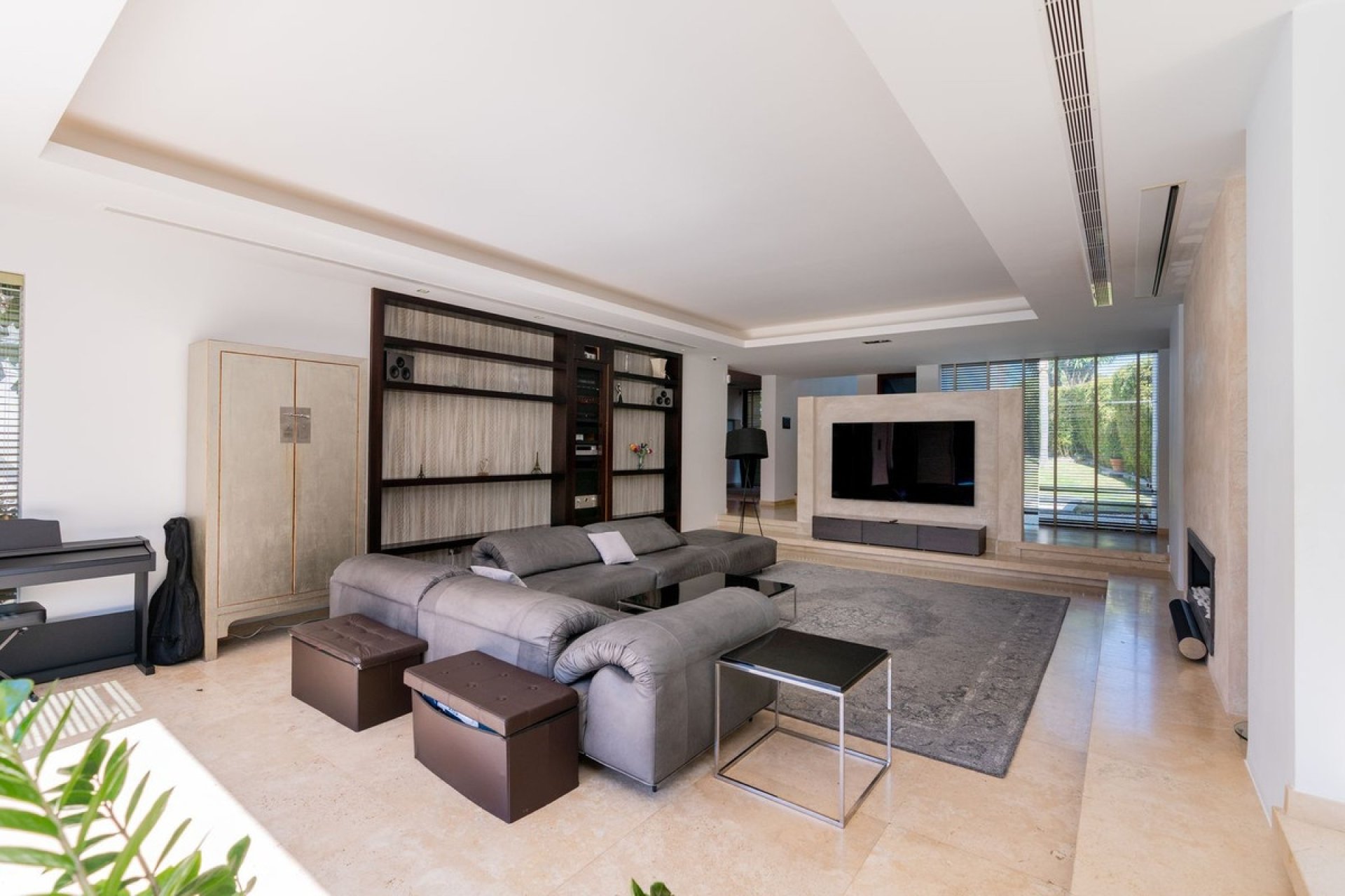Rynek wtórny - Villa - Estepona - Costalita