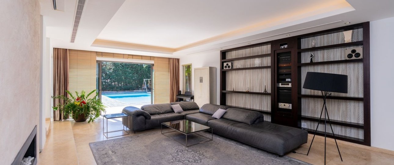 Rynek wtórny - Villa - Estepona - Costalita