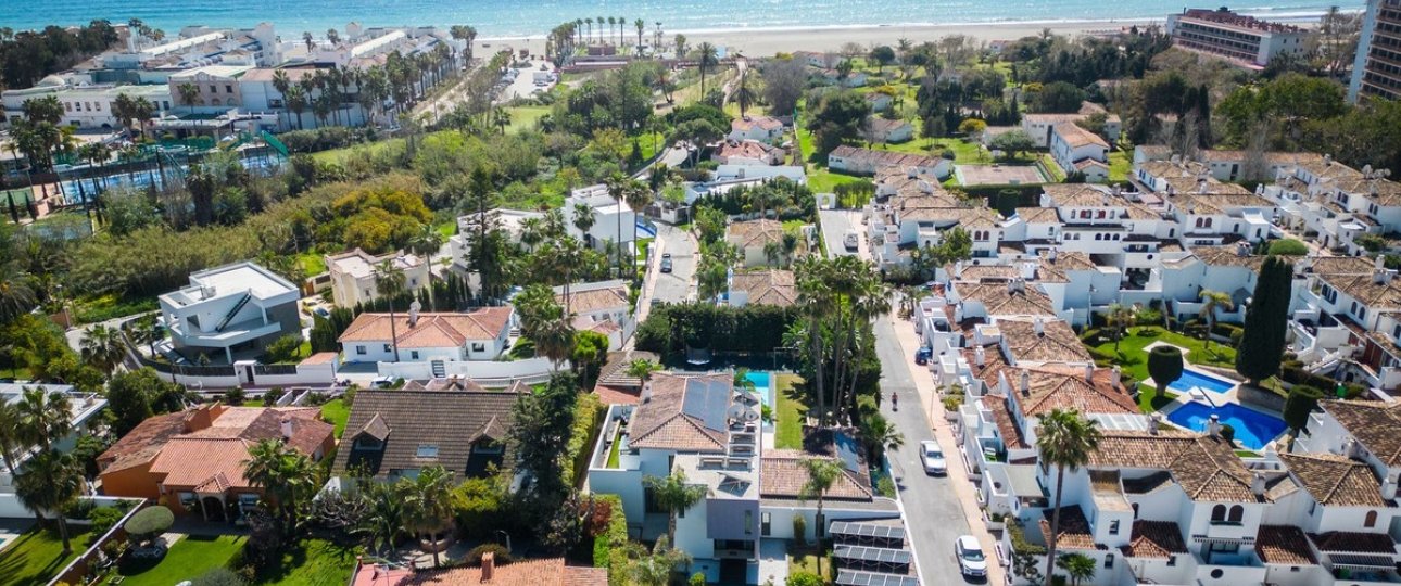 Rynek wtórny - Villa - Estepona - Costalita