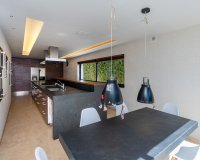 Rynek wtórny - Villa - Estepona - Costalita