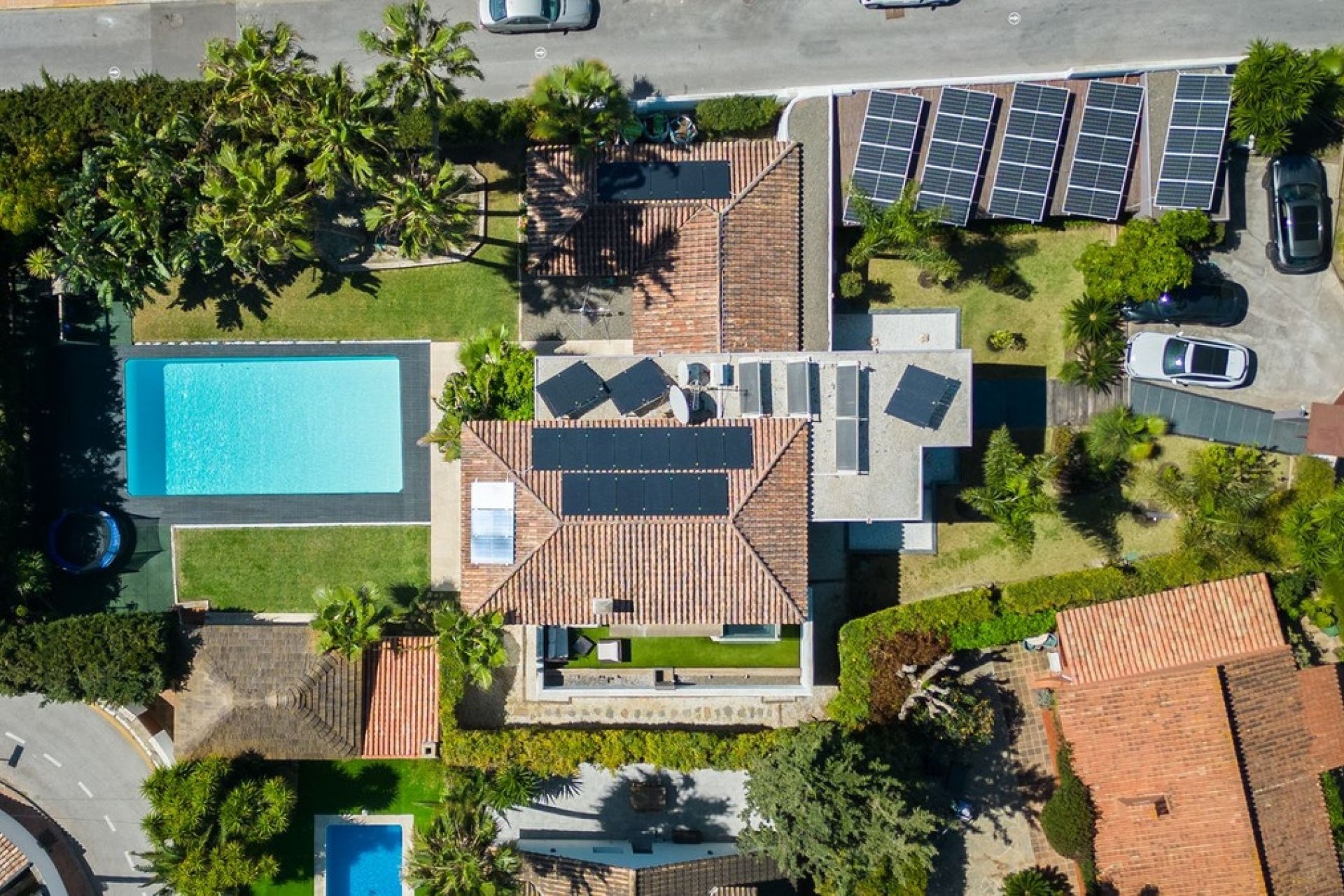 Rynek wtórny - Villa - Estepona - Costalita