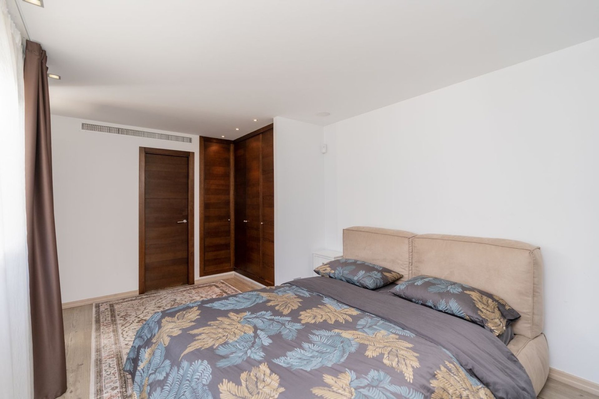 Rynek wtórny - Villa - Estepona - Costalita
