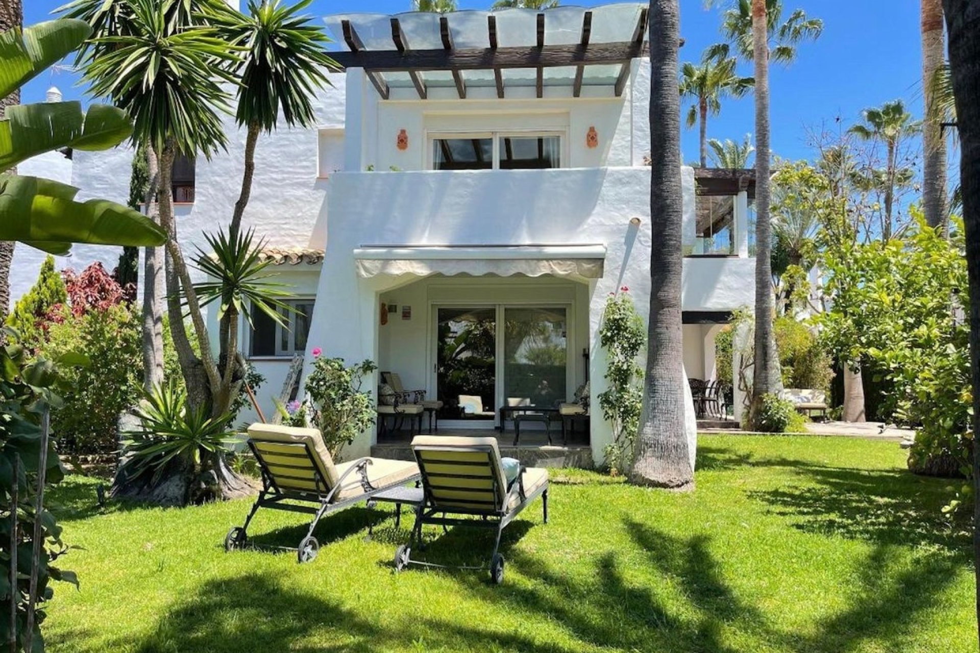 Rynek wtórny - Villa - Estepona - Costalita