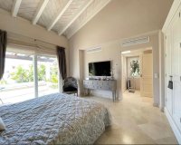 Rynek wtórny - Villa - Estepona - Costalita