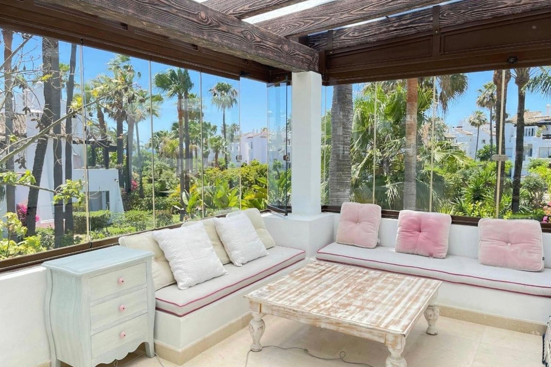 Rynek wtórny - Villa - Estepona - Costalita