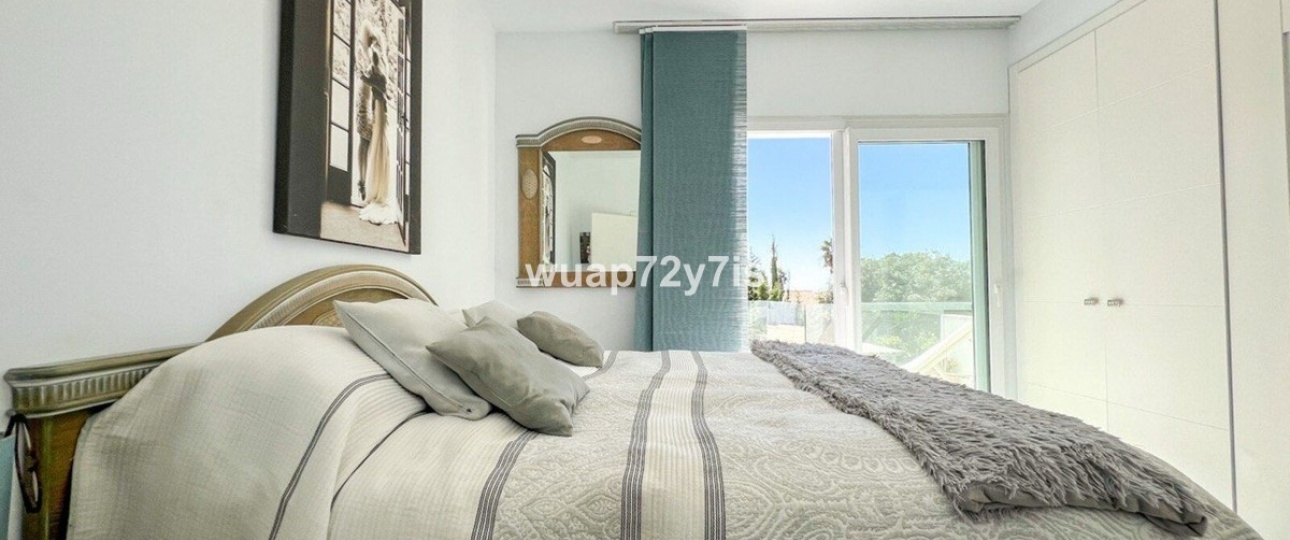 Rynek wtórny - Villa - Estepona - Costalita