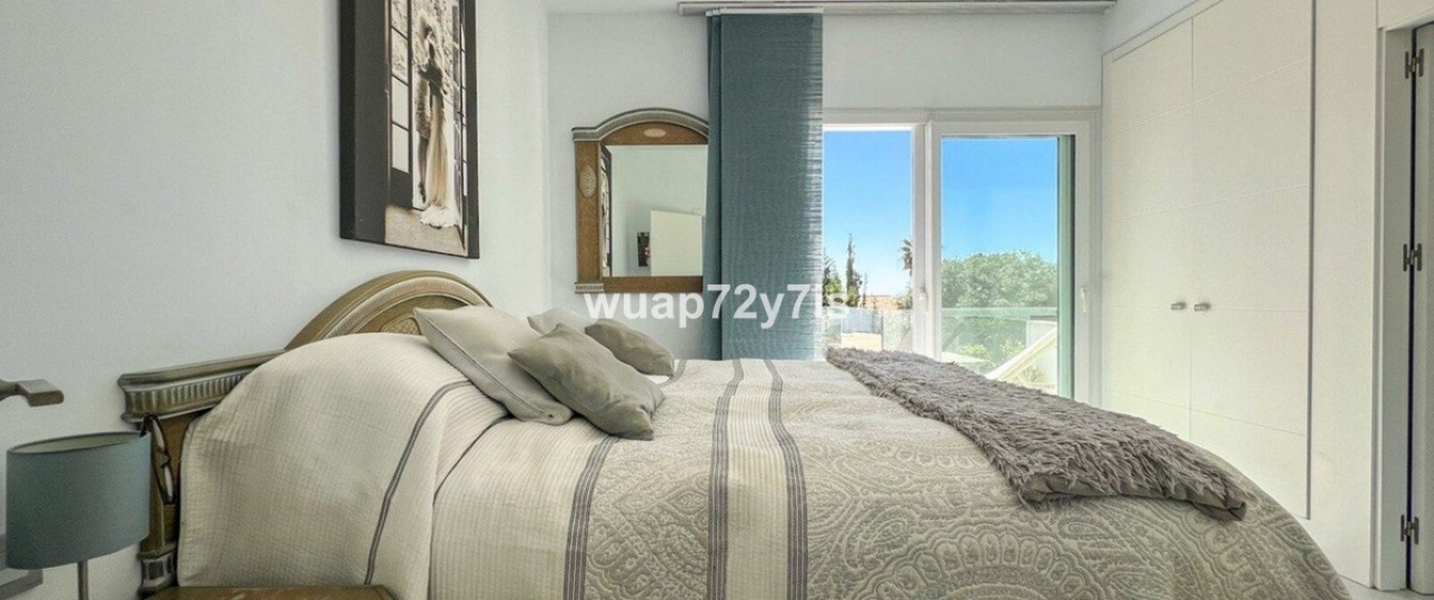 Rynek wtórny - Villa - Estepona - Costalita
