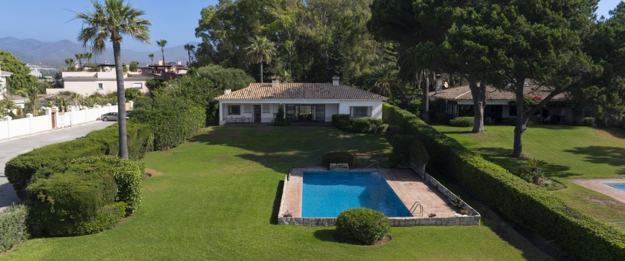 Rynek wtórny - Villa - Estepona - Costalita
