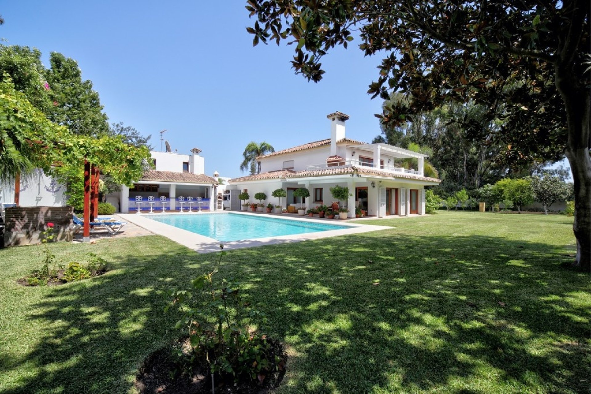 Rynek wtórny - Villa - Estepona - Costalita