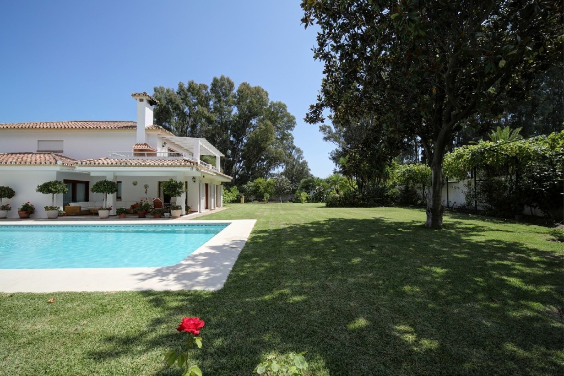 Rynek wtórny - Villa - Estepona - Costalita