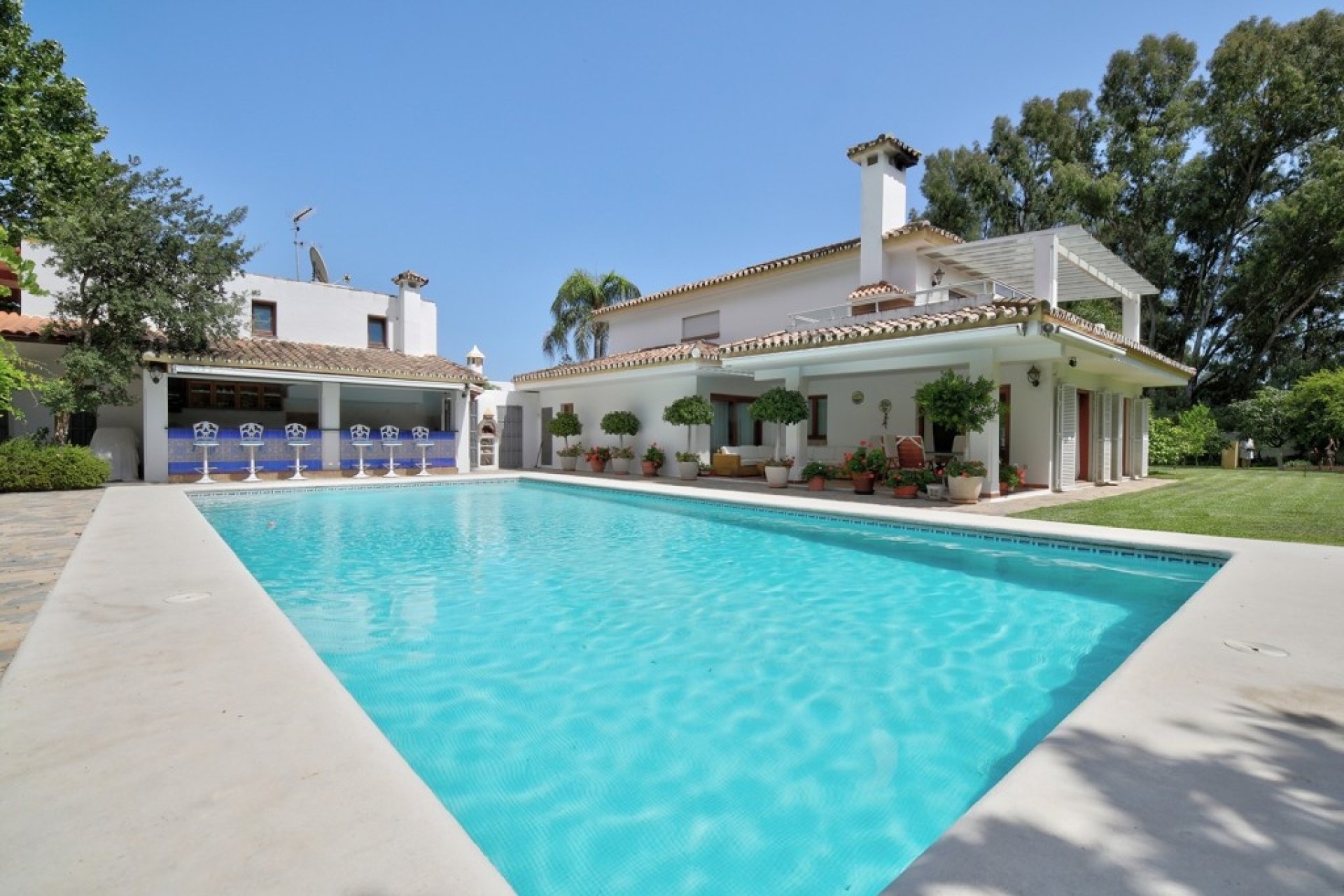 Rynek wtórny - Villa - Estepona - Costalita
