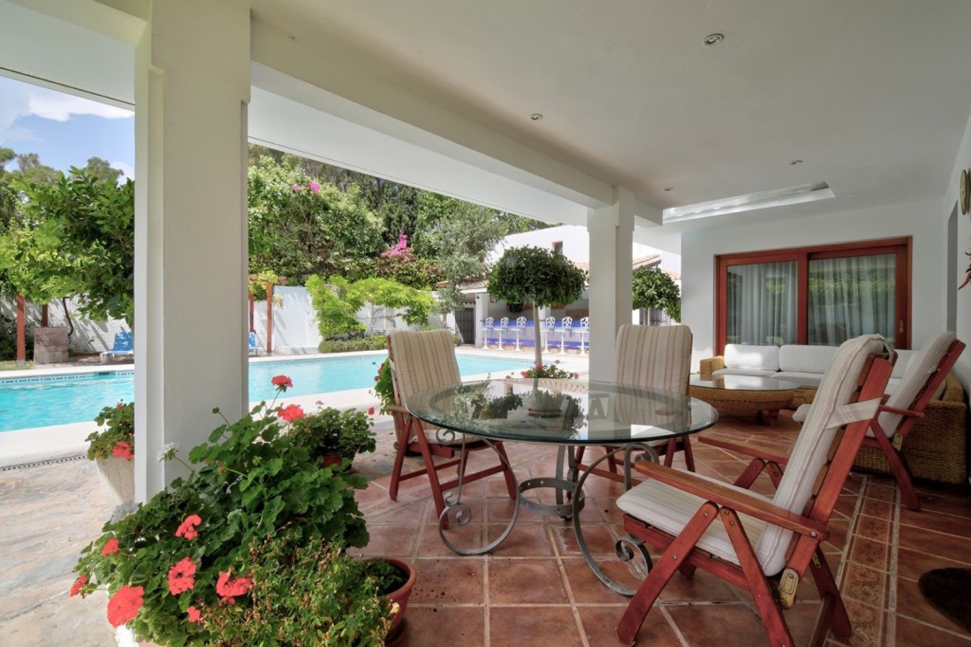 Rynek wtórny - Villa - Estepona - Costalita