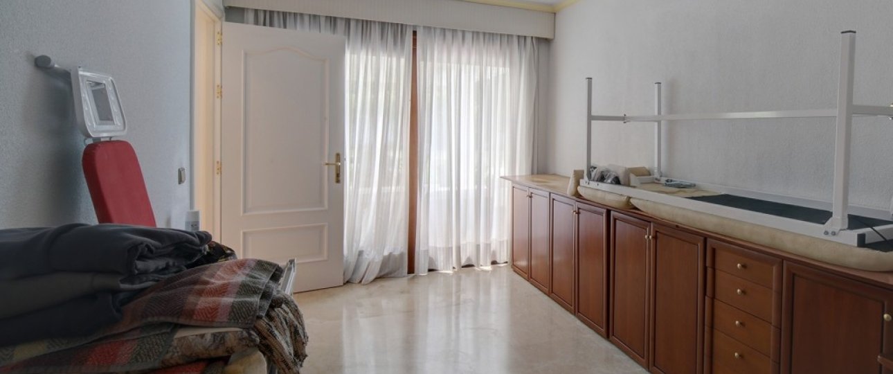 Rynek wtórny - Villa - Estepona - Costalita