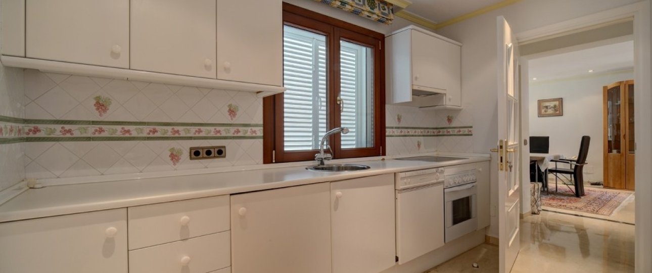 Rynek wtórny - Villa - Estepona - Costalita