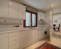 Rynek wtórny - Villa - Estepona - Costalita