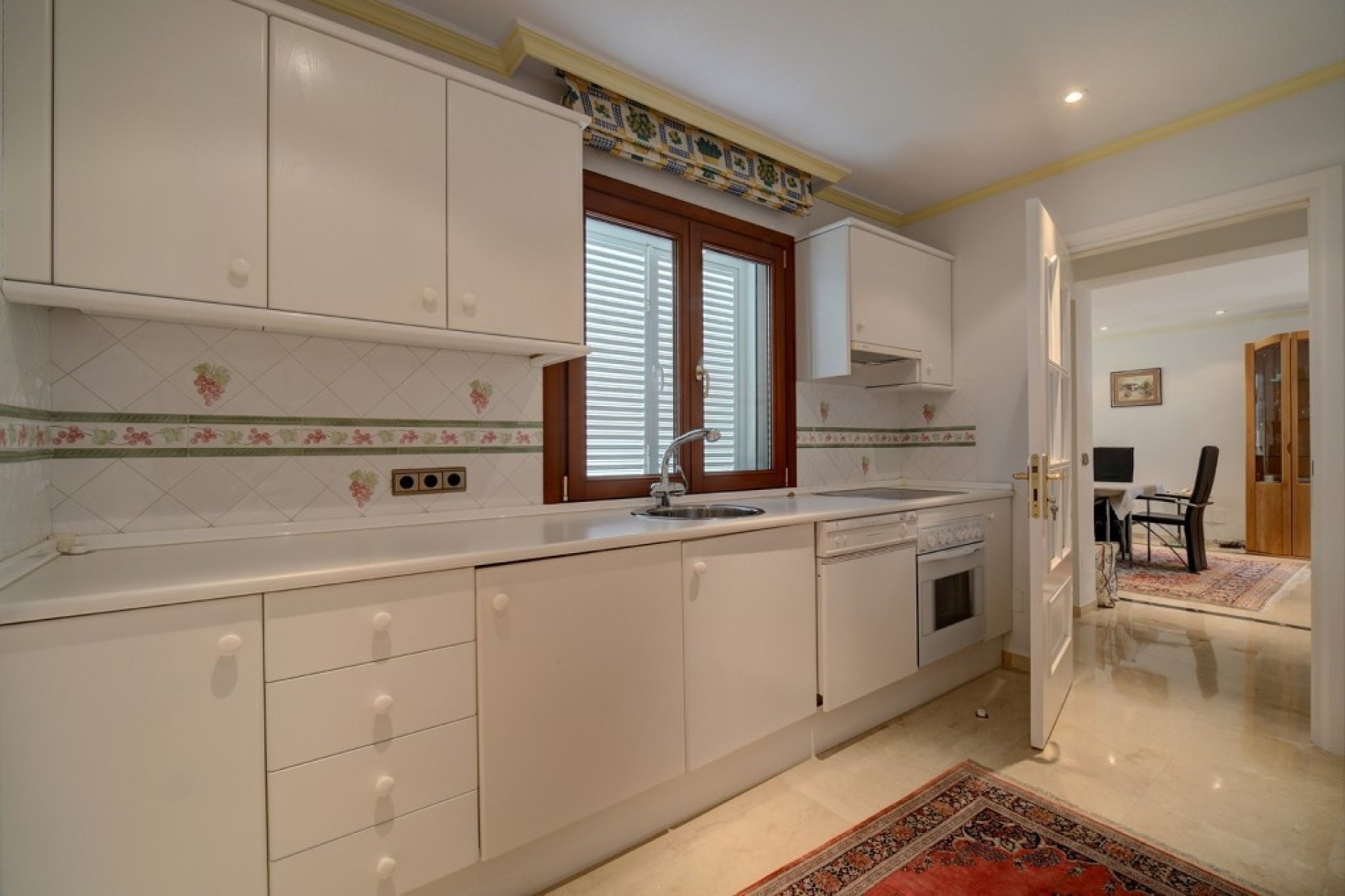 Rynek wtórny - Villa - Estepona - Costalita