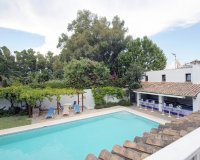 Rynek wtórny - Villa - Estepona - Costalita