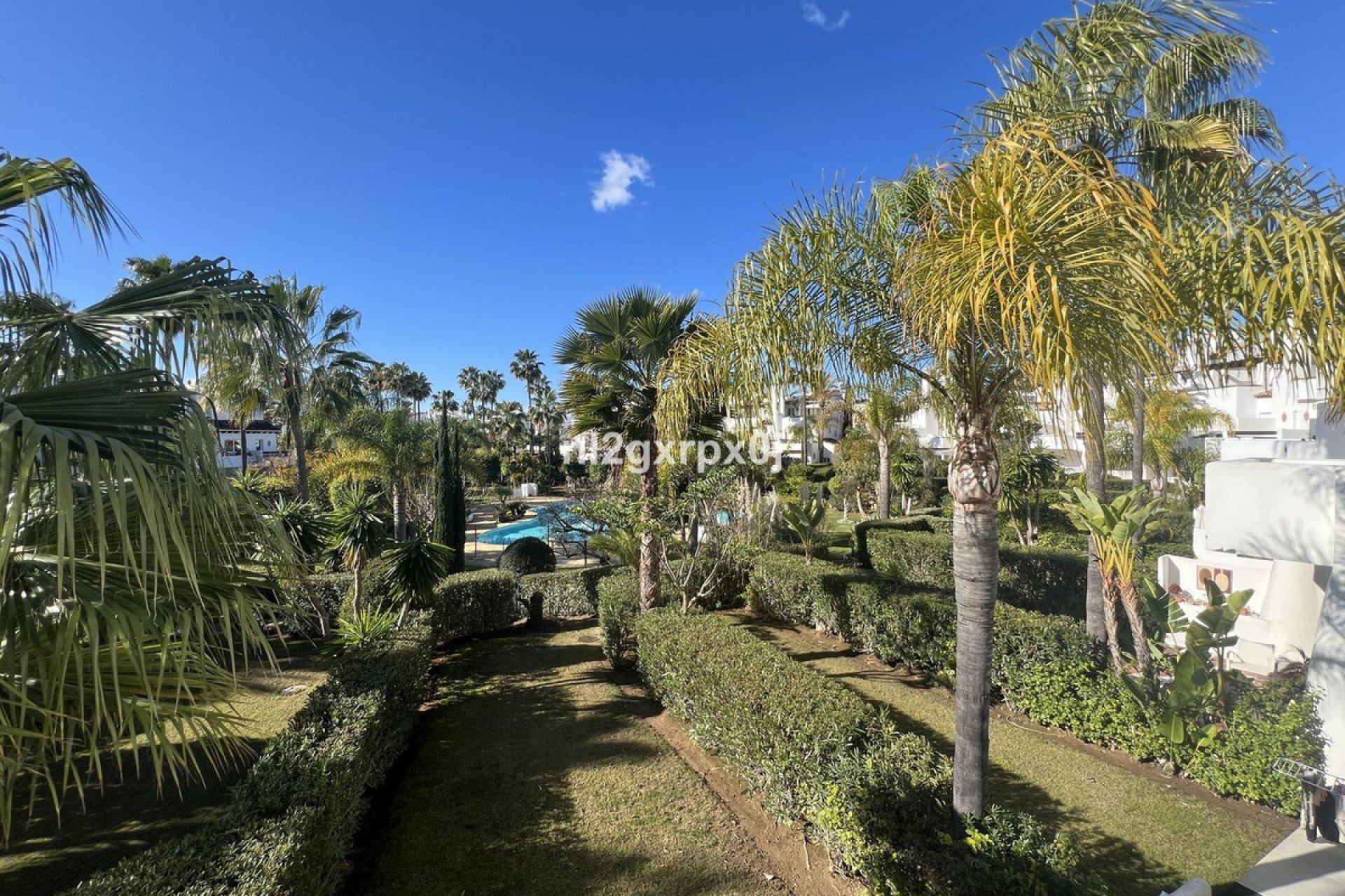Rynek wtórny - Villa - Estepona - Costalita