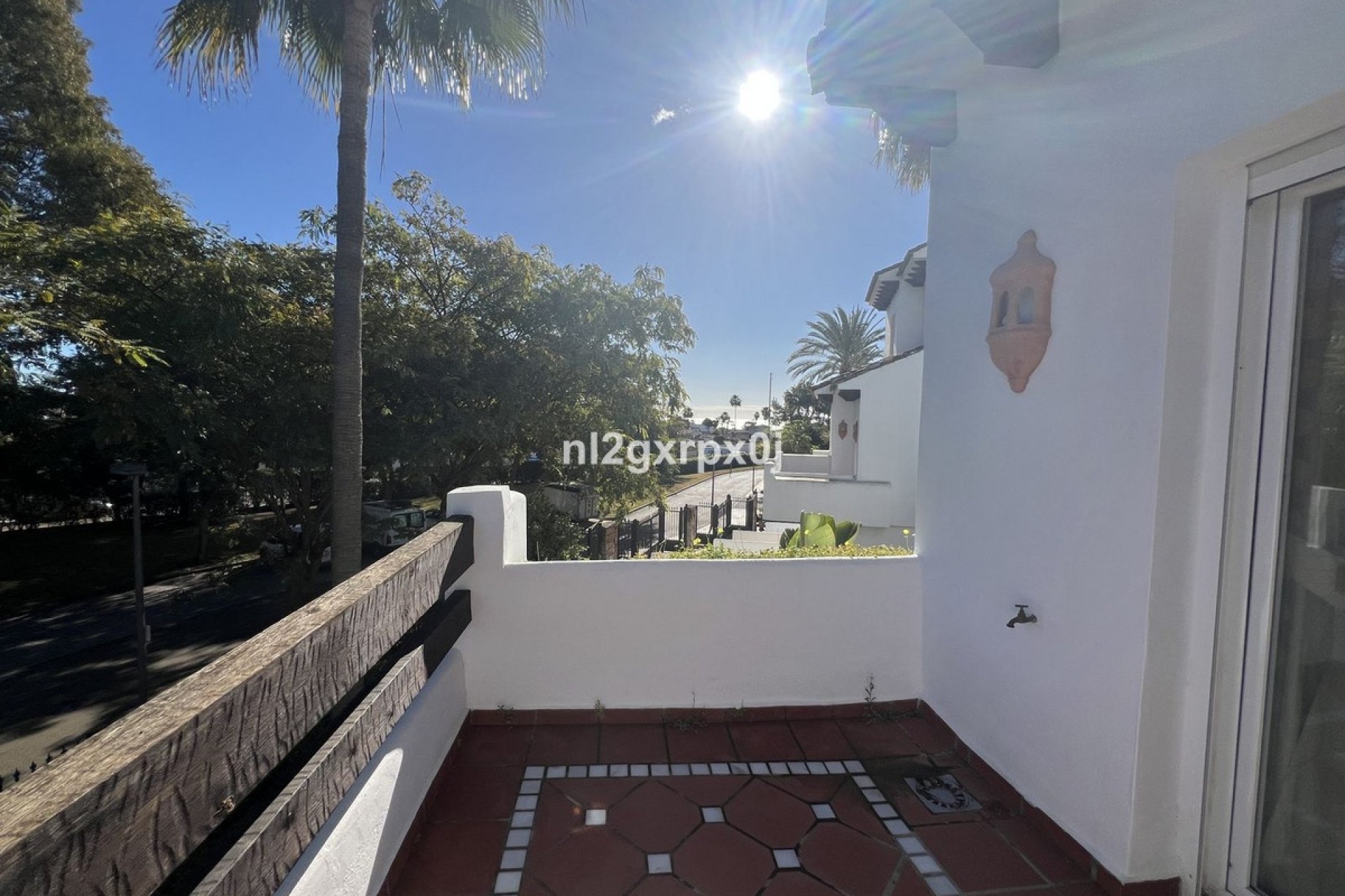 Rynek wtórny - Villa - Estepona - Costalita