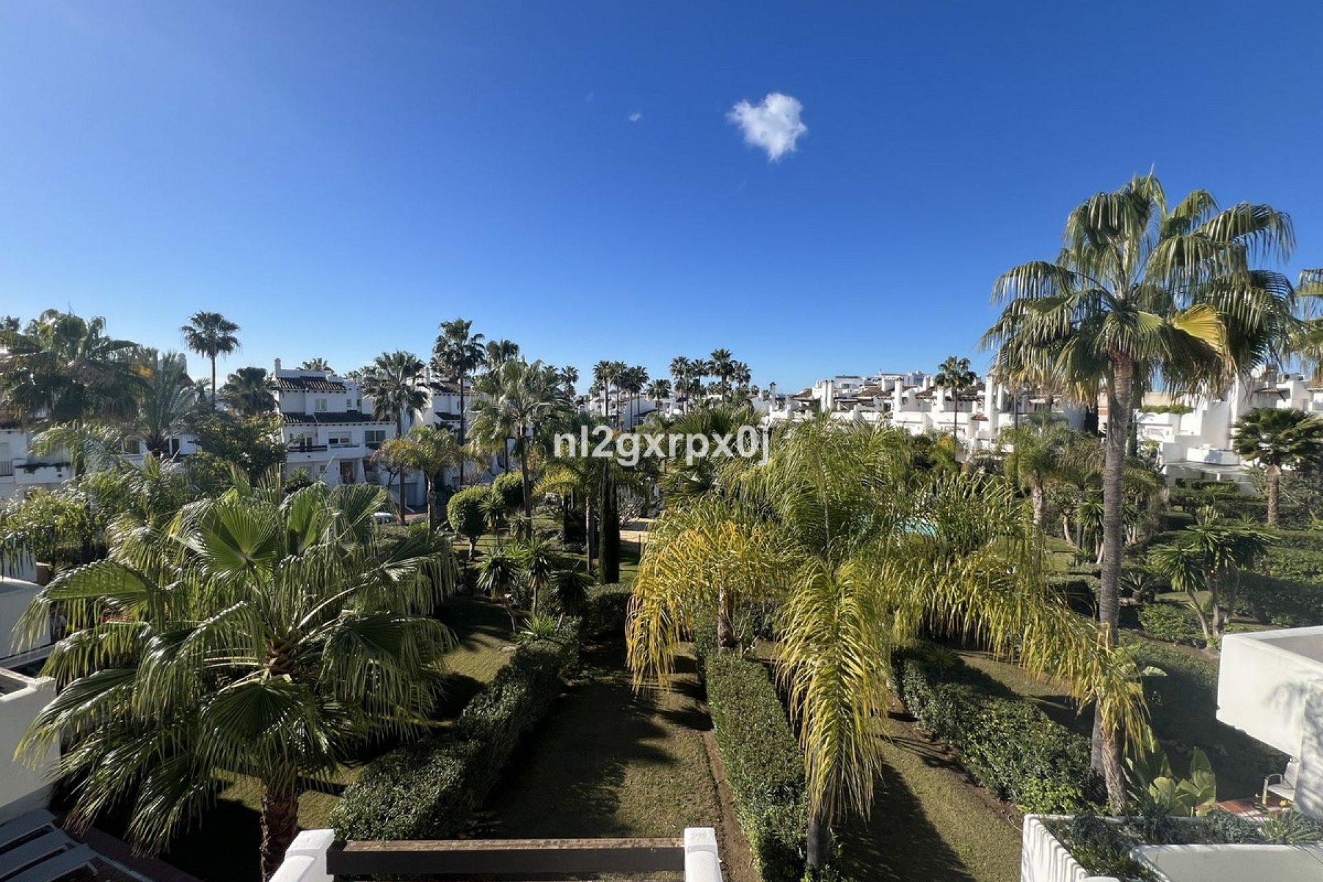 Rynek wtórny - Villa - Estepona - Costalita
