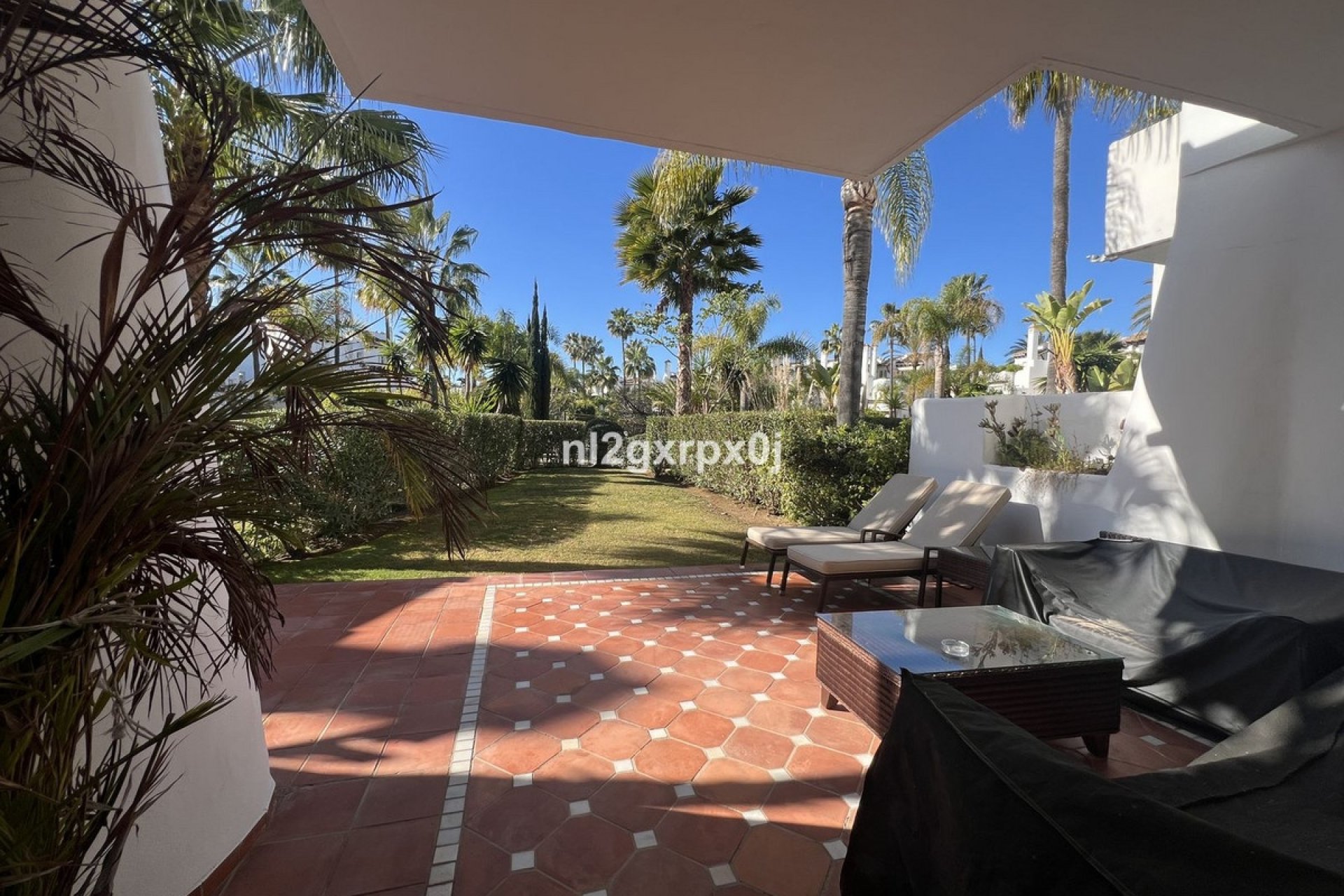 Rynek wtórny - Villa - Estepona - Costalita