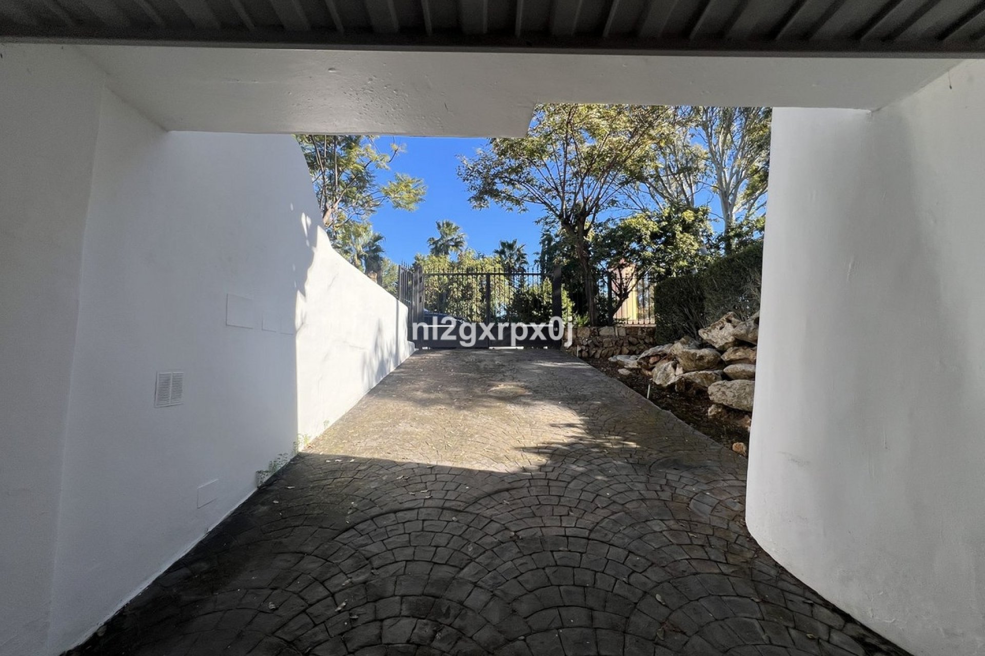 Rynek wtórny - Villa - Estepona - Costalita