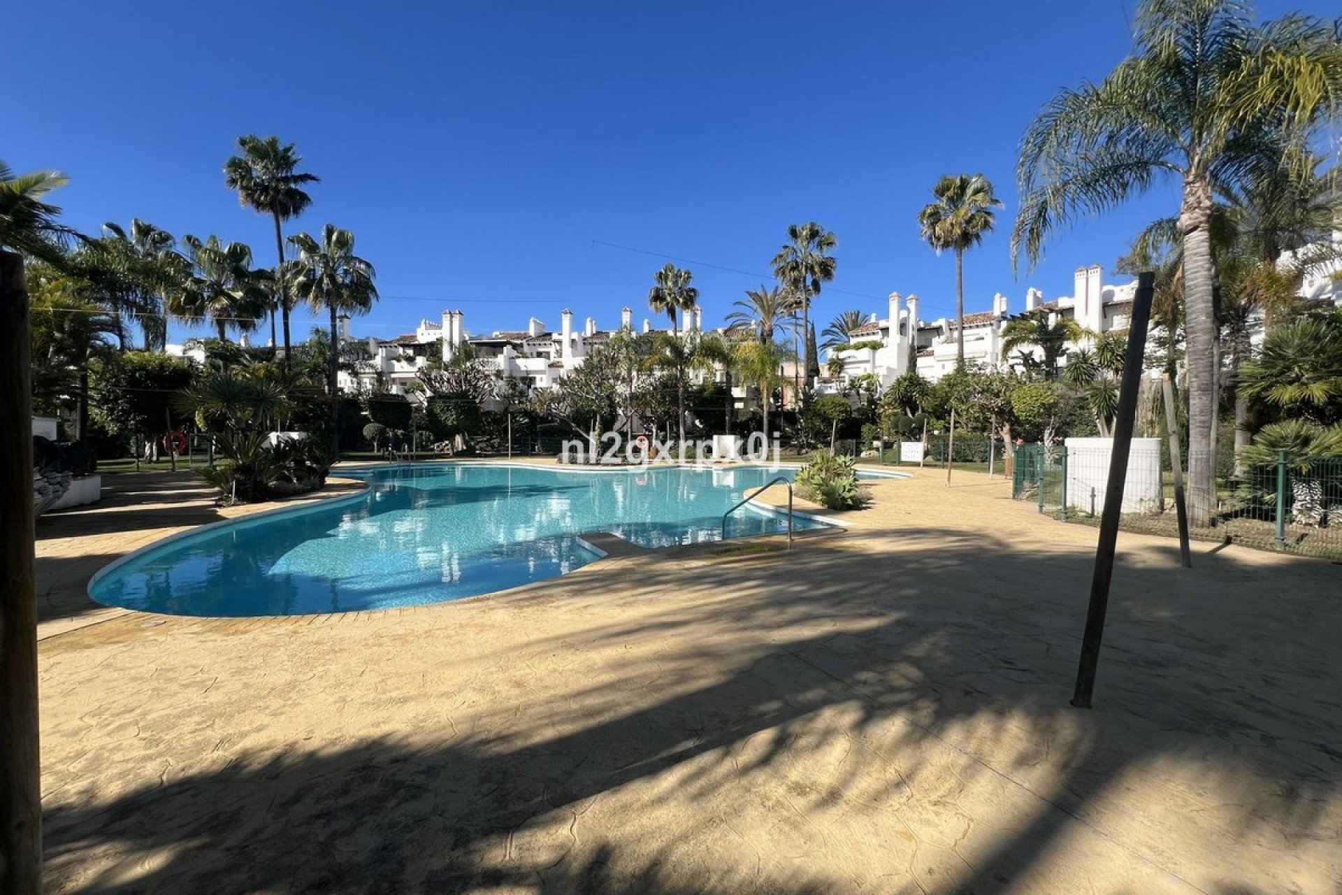 Rynek wtórny - Villa - Estepona - Costalita