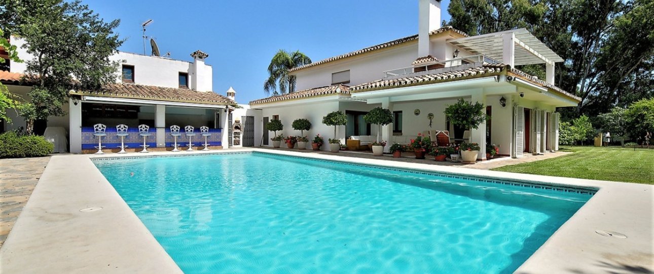 Rynek wtórny - Villa - Estepona - Costalita