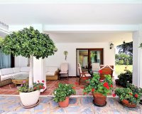 Rynek wtórny - Villa - Estepona - Costalita