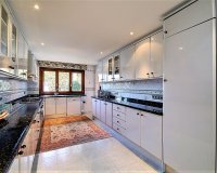 Rynek wtórny - Villa - Estepona - Costalita