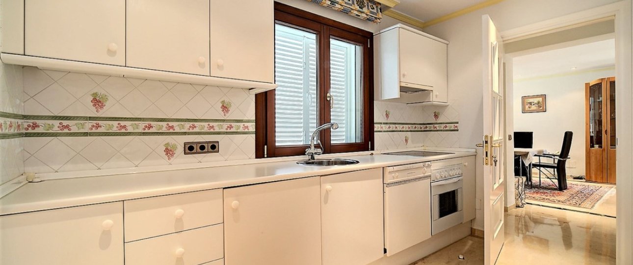 Rynek wtórny - Villa - Estepona - Costalita