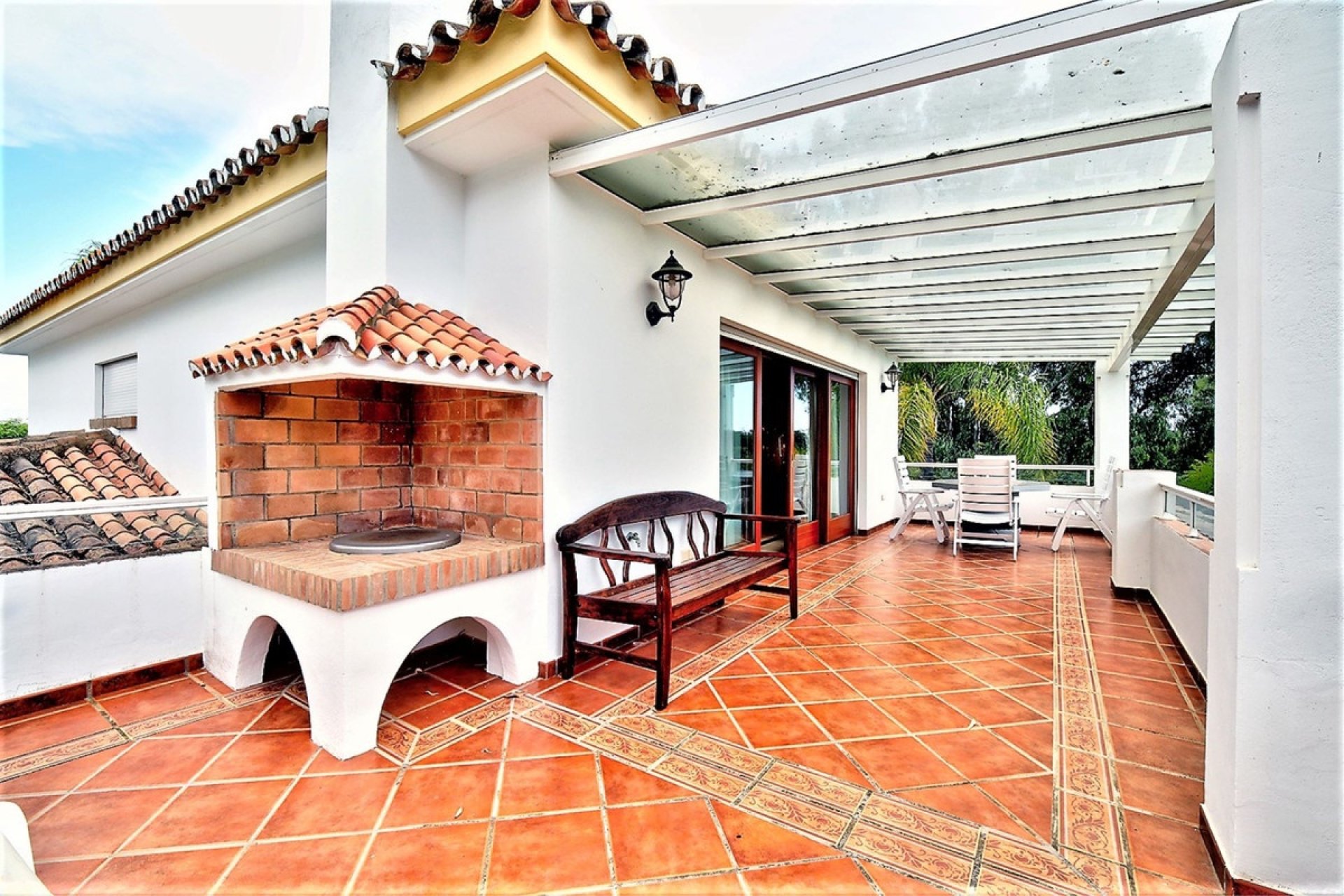 Rynek wtórny - Villa - Estepona - Costalita