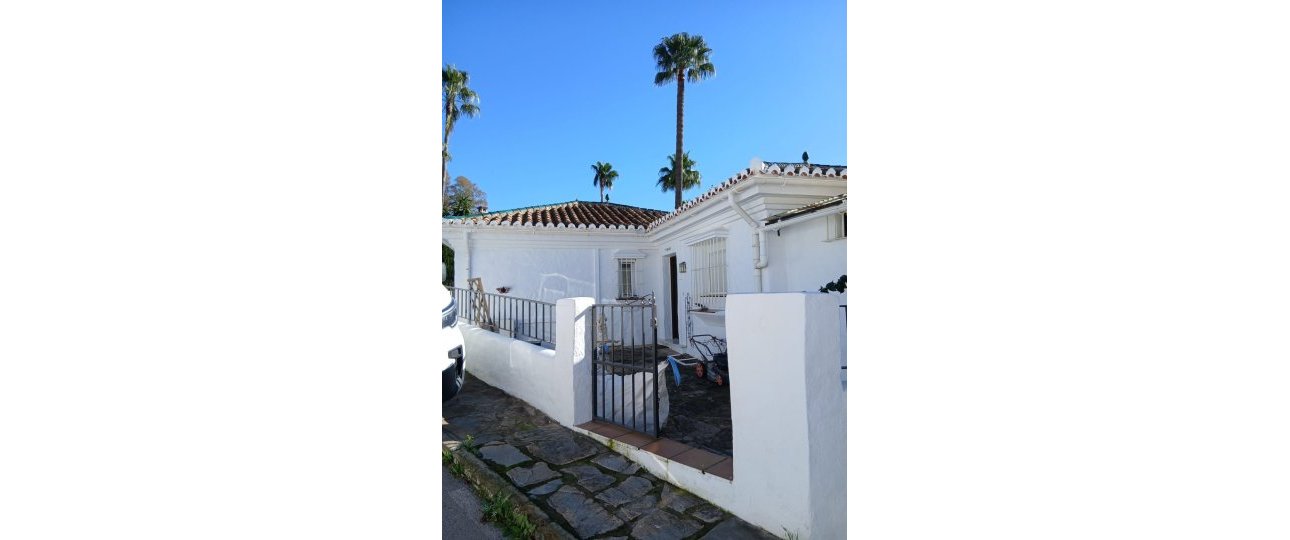 Rynek wtórny - Villa - Estepona - El Padron