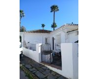 Rynek wtórny - Villa - Estepona - El Padron