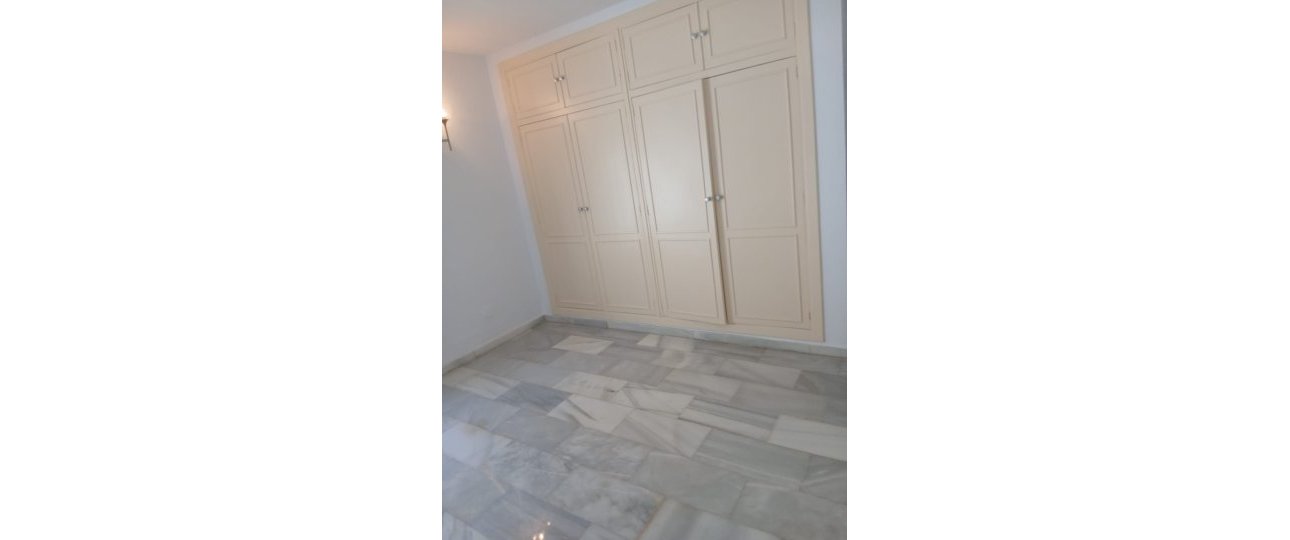 Rynek wtórny - Villa - Estepona - El Padron