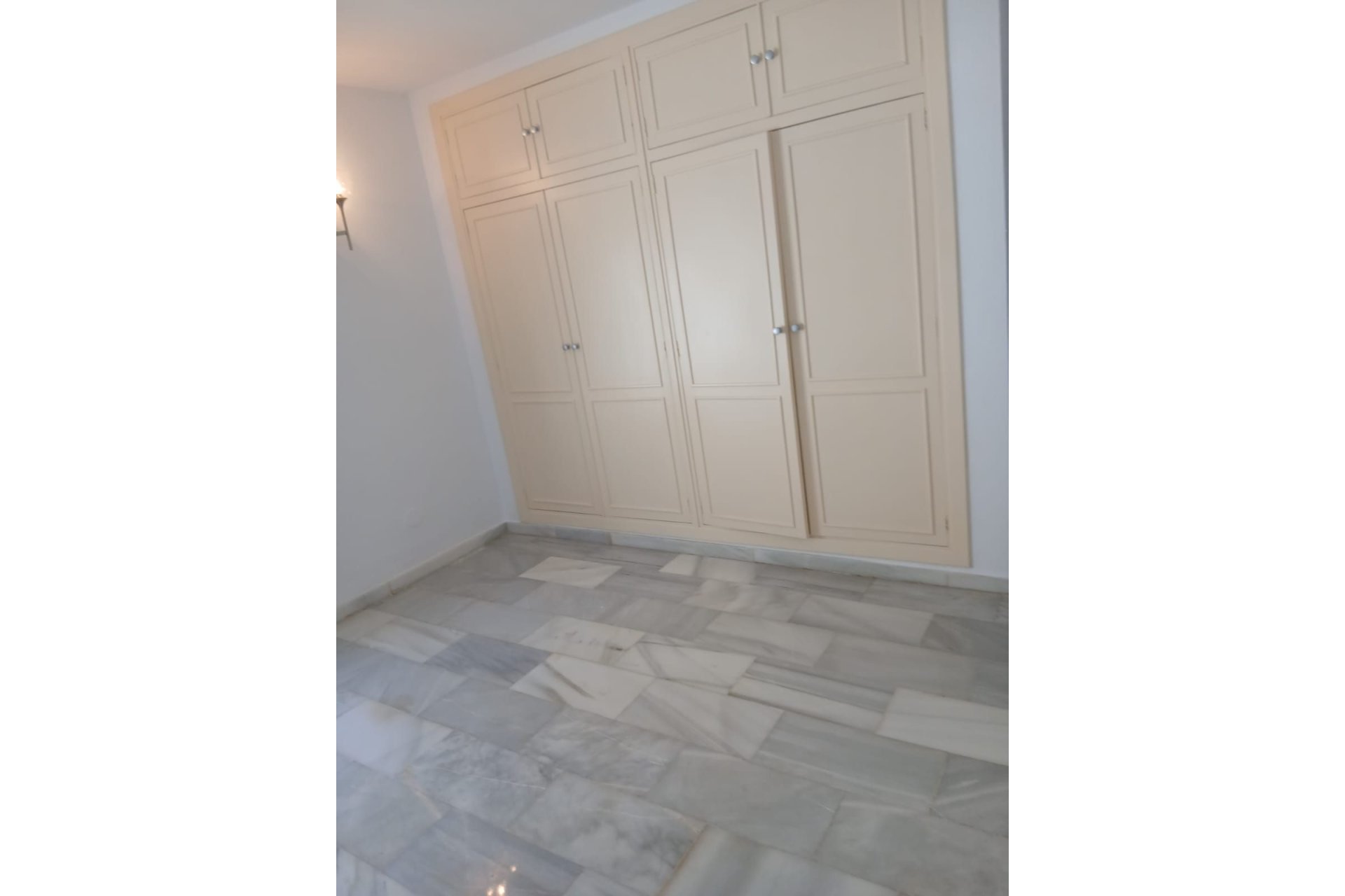 Rynek wtórny - Villa - Estepona - El Padron