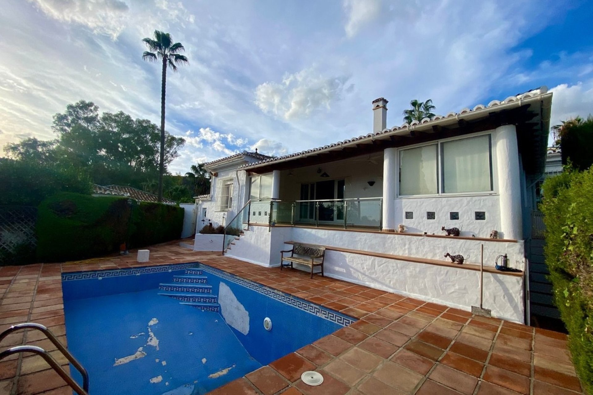 Rynek wtórny - Villa - Estepona - El Padron