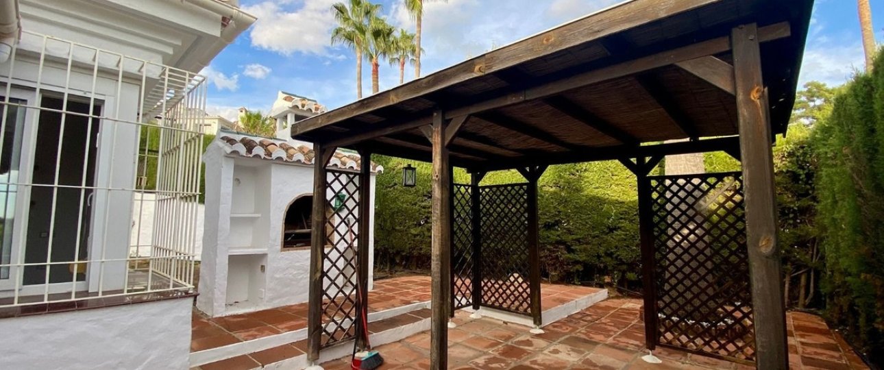 Rynek wtórny - Villa - Estepona - El Padron